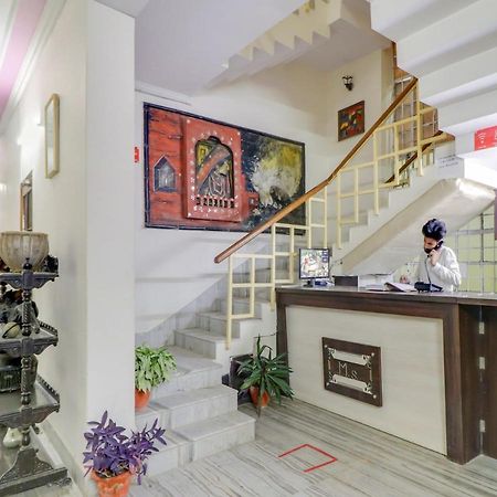 Super Oyo Capital O Heritage House Colonelganj Esterno foto